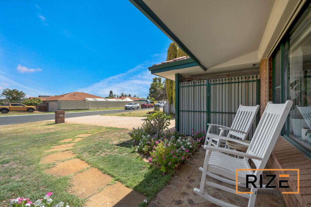 16 Ollera Meander, Carrama_LR_Logo-4