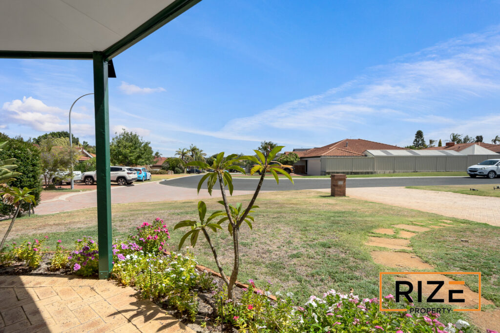 16 Ollera Meander, Carrama_LR_Logo-5