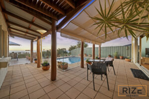 TW23-Ashley-Ave-Quin_b633-f1a8-6d39-3d9c-f980-f189-b591-982f_20251203043154