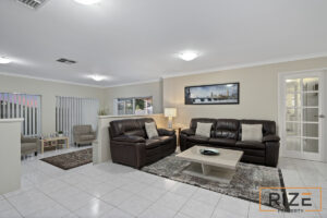 23-Sherlock-Rise-Car_6c6d-53eb-aa07-59e2-2af5-0b52-eb7b-f0e8_20260105042926