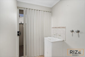 3-Lyndavale-Loop-Car_cec1-b115-2f2e-eaa8-c2a0-d3e0-5e6f-212c_20260319034943