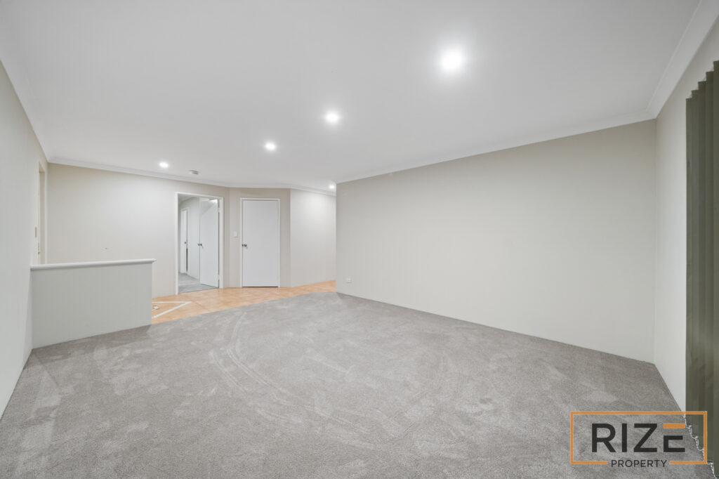 3 Lyndavale Loop, Carramar-18