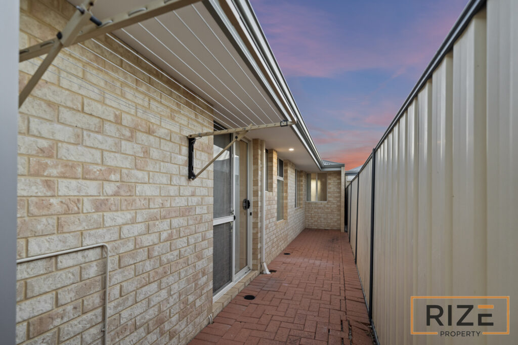 3 Lyndavale Loop, Carramar-22