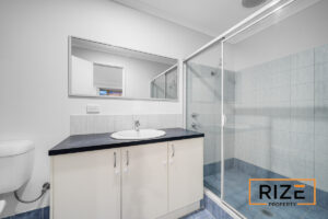 46-Innesvale-Way-Car_32cd-3547-0bd0-93e1-031d-d4e0-58e2-7c08_20260411064611