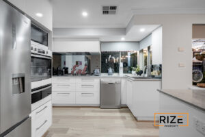 51-Camelot-Grove-Car_6dc9-c037-ded0-9bae-b407-050d-a95d-77ec_20260417061124